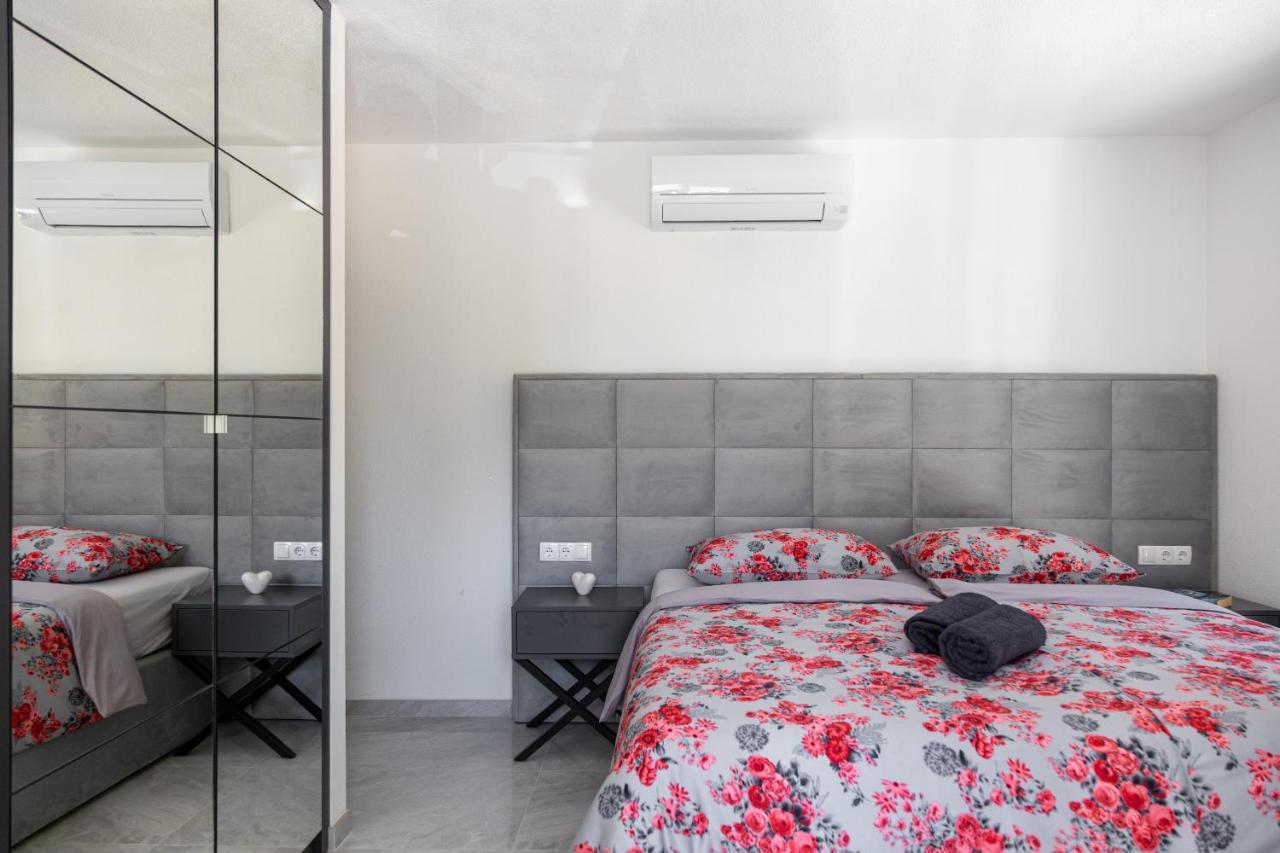 Villa Palavra โตรกีร์ ภายนอก รูปภาพ