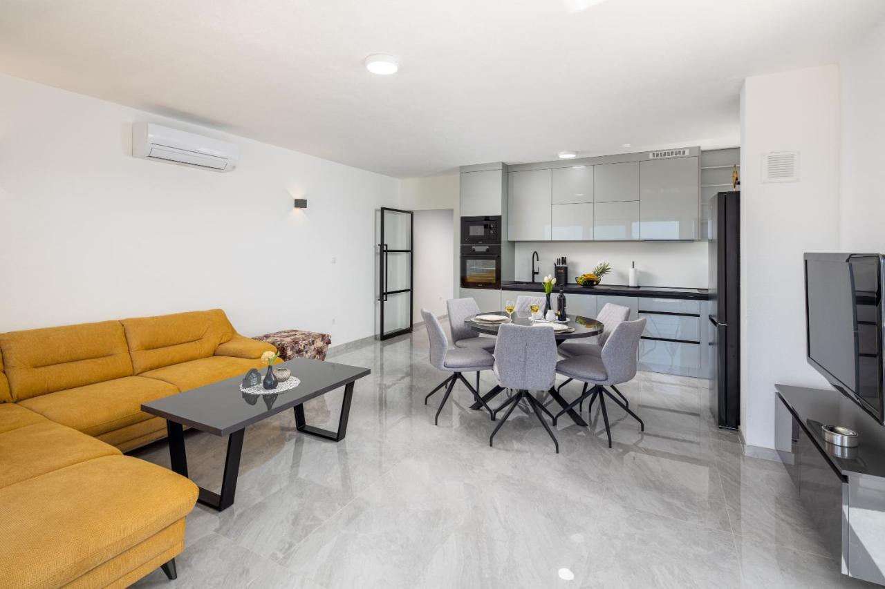 Villa Palavra โตรกีร์ ภายนอก รูปภาพ