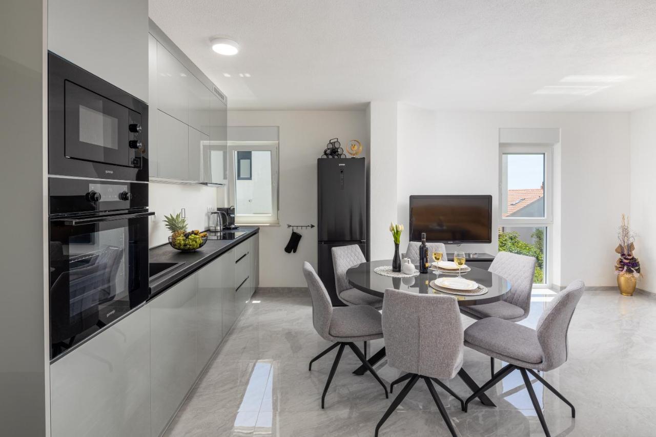 Villa Palavra โตรกีร์ ภายนอก รูปภาพ