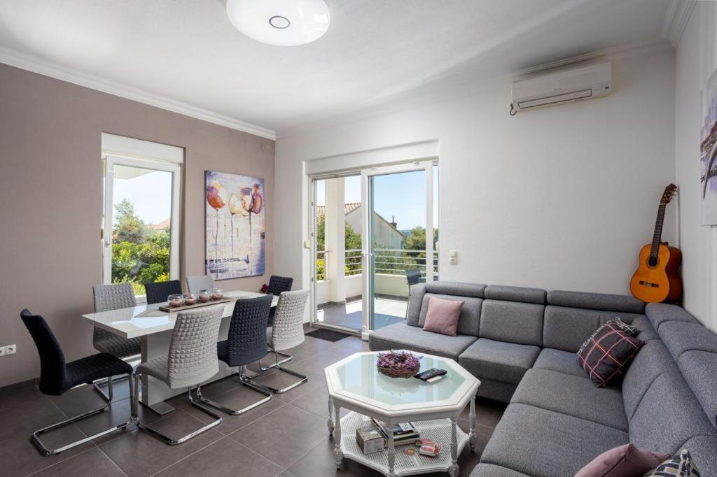 Villa Palavra โตรกีร์ ภายนอก รูปภาพ